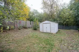 13510 Knollway Dr N, Minnetonka, MN 55305 - Photo 6