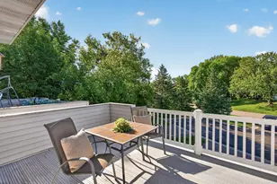 4913 Grenwich Ave N, Oakdale, MN 55128 - Photo 8