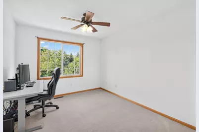 4913 Grenwich Avenue N, Oakdale, MN 55128 - Photo 16