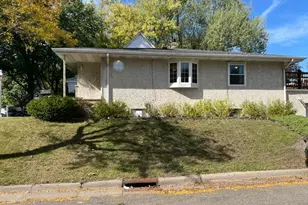 1837 Hawthorne Ave E, Saint Paul, MN 55119 - Photo 4
