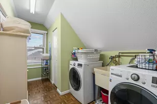408 Laurel Ave, Saint Paul, MN 55102 - Photo 38