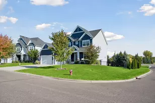 10580 Three Oaks Ln, Champlin, MN 55316 - Photo 4