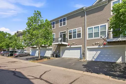 560 Huset Parkway NE, Columbia Heights, MN 55421 - Photo 32
