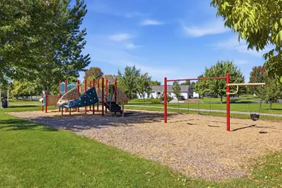 460 Minnesota Street NW, Hutchinson, MN 55350 - Photo 24