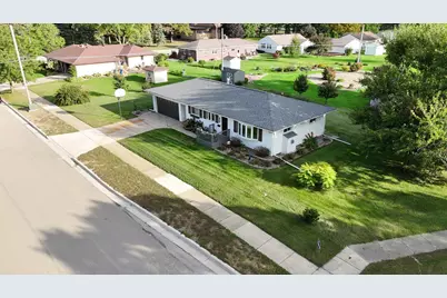 1807 2nd Avenue NW, Austin, MN 55912 - Photo 2