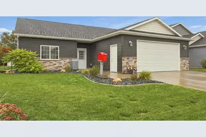 3613 30th Street S, Moorhead, MN 56560 - Photo 2