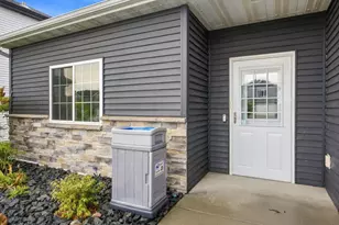 3613 30th St S, Moorhead, MN 56560 - Photo 6