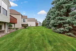 10154 Country Club Curve, Woodbury, MN 55129 - Photo 20