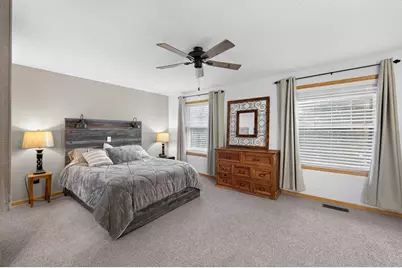 10154 Country Club Curve, Woodbury, MN 55129 - Photo 8