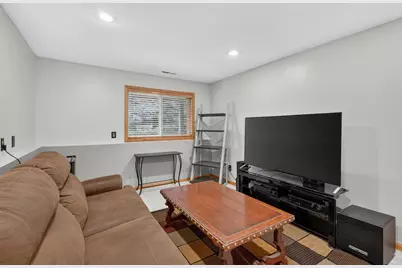 10154 Country Club Curve, Woodbury, MN 55129 - Photo 10