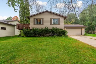 8 Aspen Court, Faribault, MN 55021 - Photo 2