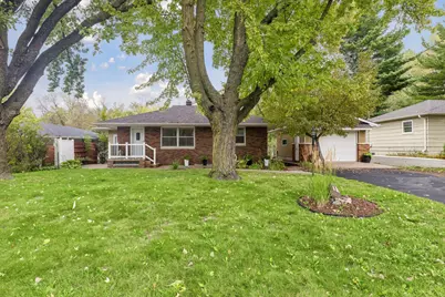 1814 McKnight Road N, Maplewood, MN 55109 - Photo 2