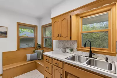 1814 McKnight Road N, Maplewood, MN 55109 - Photo 16