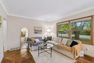 1814 McKnight Rd N, Maplewood, MN 55109 - Photo 10