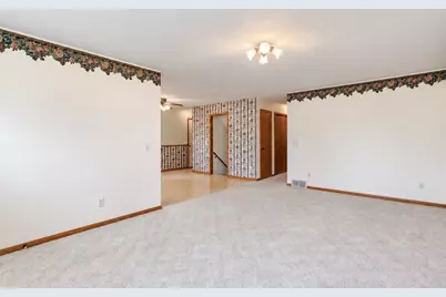 1327 S German Street, New Ulm, MN 56073 - Photo 6