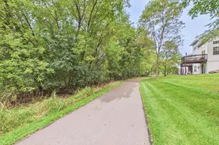 7974 Autumn Ridge Way, Chanhassen, MN 55317 - Photo 36
