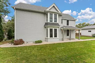601 Sims Ave, Saint Paul, MN 55130 - Photo 2