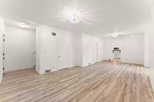 601 Sims Ave, Saint Paul, MN 55130 - Photo 12
