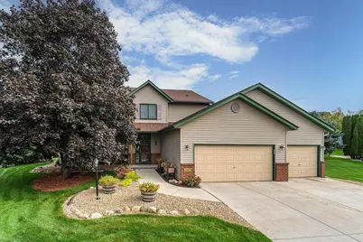 18580 Explorer Court, Farmington, MN 55024 - Photo 2