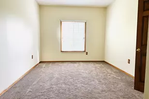 2488 Lockwood Dr, Mendota Heights, MN 55120 - Photo 14