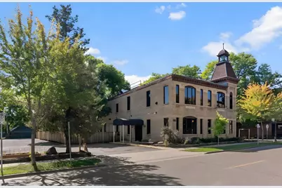 498 Selby Avenue, Saint Paul, MN 55102 - Photo 1