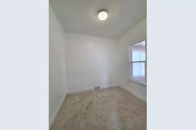 1005 W Broadway Street, Winona, MN 55987 - Photo 2