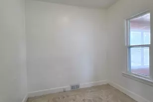 1005 W Broadway St, Winona, MN 55987 - Photo 2