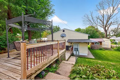813 4th Avenue NW, Rochester, MN 55901 - Photo 8
