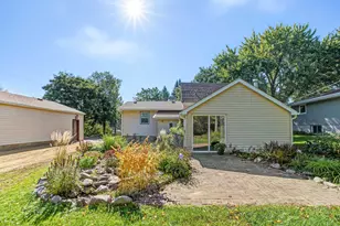 7918 Stillwater Blvd N, Oakdale, MN 55128 - Photo 1