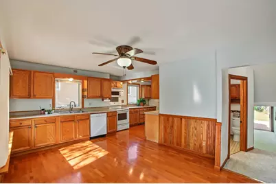 7918 Stillwater Boulevard N, Oakdale, MN 55128 - Photo 22