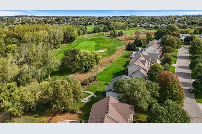10520 Pinnacle Way, Woodbury, MN 55129 - Photo 2