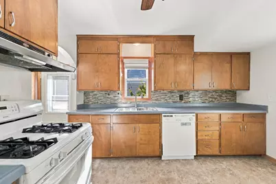 5242 Irving Avenue N, Minneapolis, MN 55430 - Photo 8