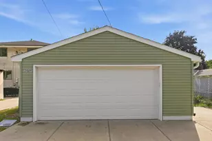 2089 Randolph Ave, Saint Paul, MN 55105 - Photo 14