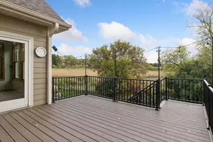 1711 Deephaven Dr, Woodbury, MN 55129 - Photo 18