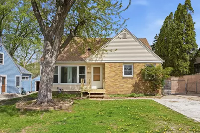 1211 Lealand Road E, Maplewood, MN 55109 - Photo 1