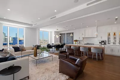1111 River Parkway W #11C, Minneapolis, MN 55415 - Photo 2
