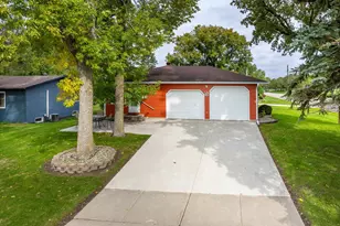 1320 S Mabelle Ave, Fergus Falls, MN 56537 - Photo 44