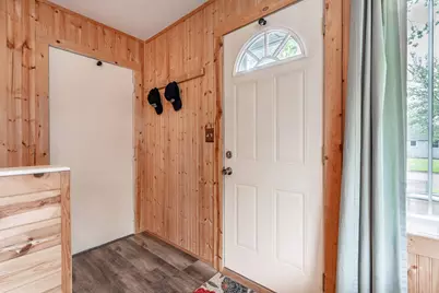 1320 S Mabelle Avenue, Fergus Falls, MN 56537 - Photo 8