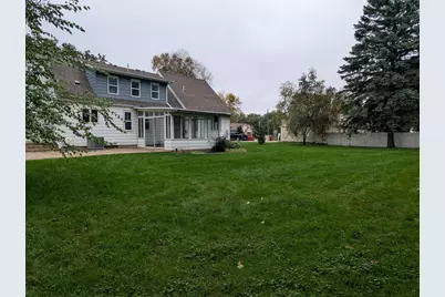 1639 Massee Street, Albert Lea, MN 56007 - Photo 2