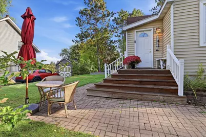 106 Hartley Street, Coleraine, MN 55722 - Photo 2