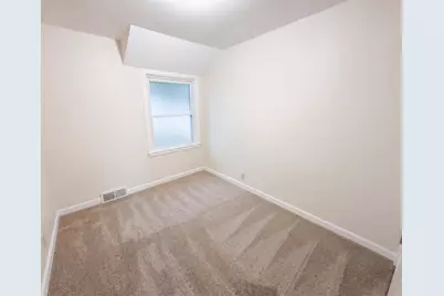 1410 4th Avenue SW, Austin, MN 55912 - Photo 10