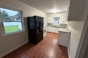 1410 4th Ave SW, Austin, MN 55912 - Photo 2