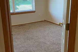 1683 Liberty Cir, Shakopee, MN 55379 - Photo 8