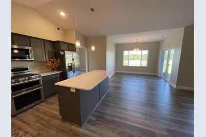2008 Whiting Road NW #8, Bemidji, MN 56601 - Photo 4