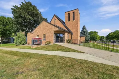 509 11th Street S, Olivia, MN 56277 - Photo 2