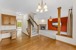 1970 Cardinal Dr, Shakopee, MN 55379 - Photo 18