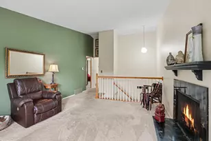 4455 Arden View Ct, Arden Hills, MN 55112 - Photo 4