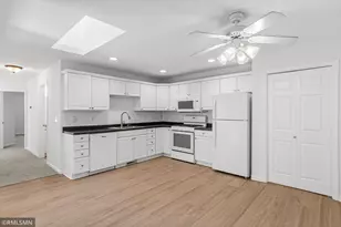 1912 Eastridge Ct, Stillwater, MN 55082 - Photo 2
