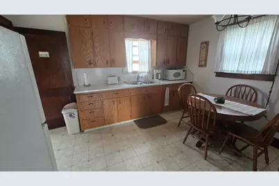 1000 12th Avenue SW, Austin, MN 55912 - Photo 6