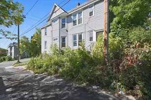 418 N 27th Ave W, Duluth, MN 55806 - Photo 1